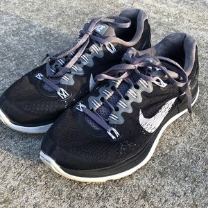 NIKE lunar glide 5 running shoes!!